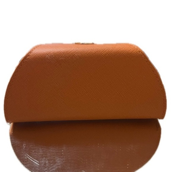 TORY BURCH Sunglasses Case, Curvy, Orange, Saffiano Leather, Suede - Picture 5 of 9